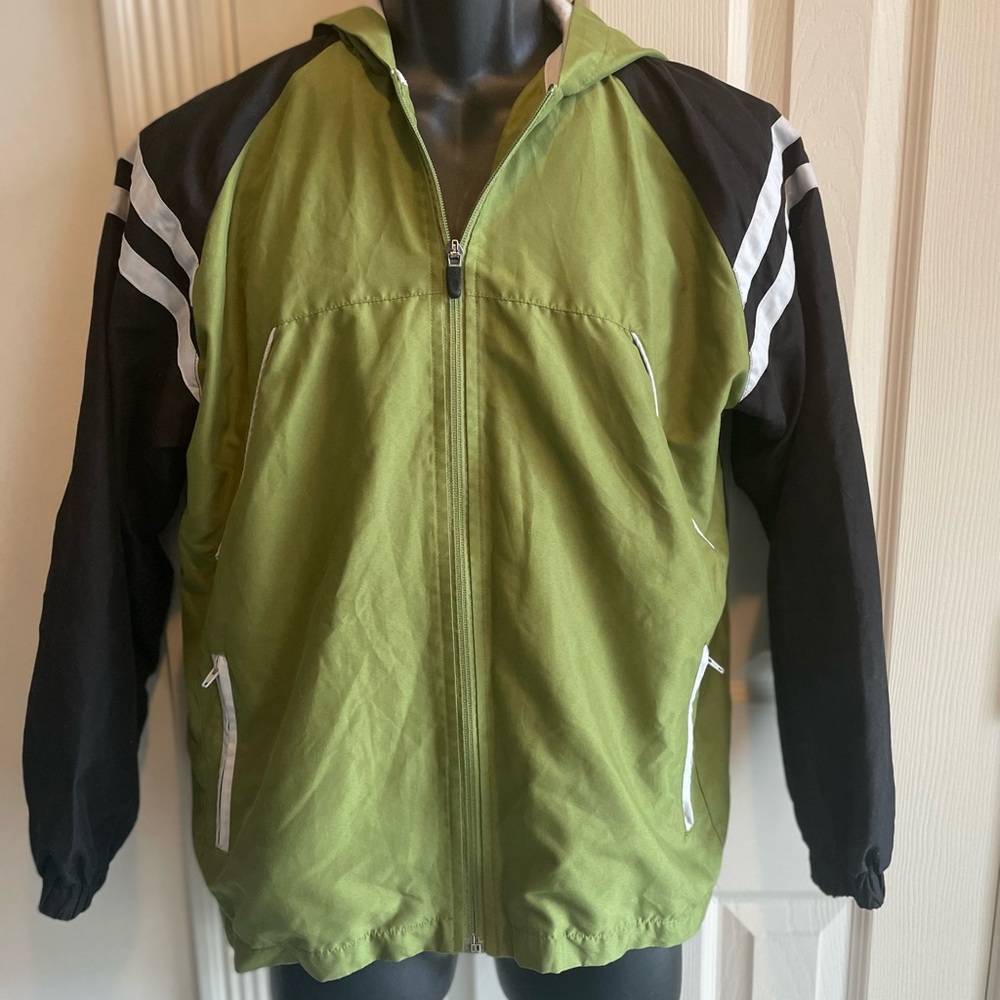 BCG hooded jacket with hood size youth 18/20 XL